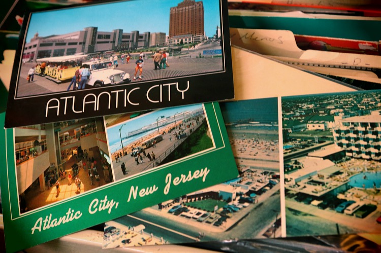 old vintage atlantic city paper and linen postcards 
