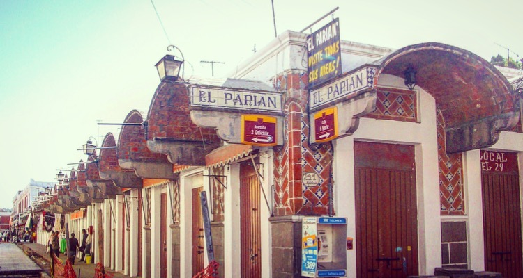 exterior of Mercado El Parián
