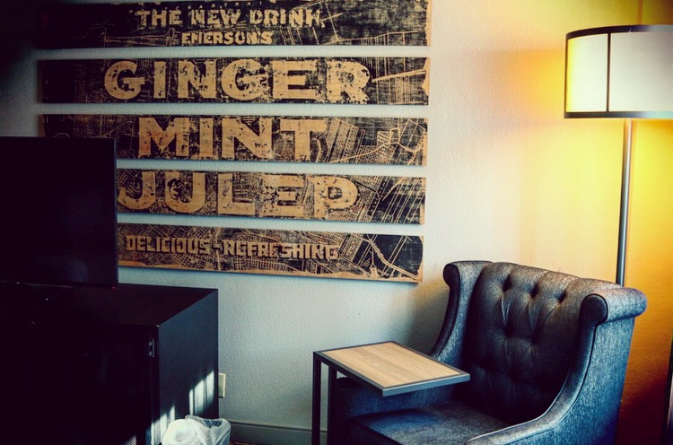 room decor, boutique hotel Holiday Inn: Chateau LeMoyne