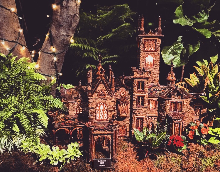 Lyndhurst: Jay Gould Estate, New York Botanical Garden Holiday Train Show Lyndhurst: Jay Gould Estate, New York Botanical Garden Holiday Train Show