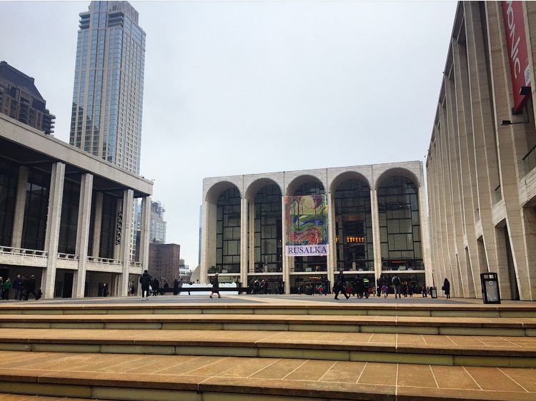 Revson Fountain, Lincoln Center Plaza Landmark Revson Fountain, Lincoln Center Plaza, The Metropolitan Opera