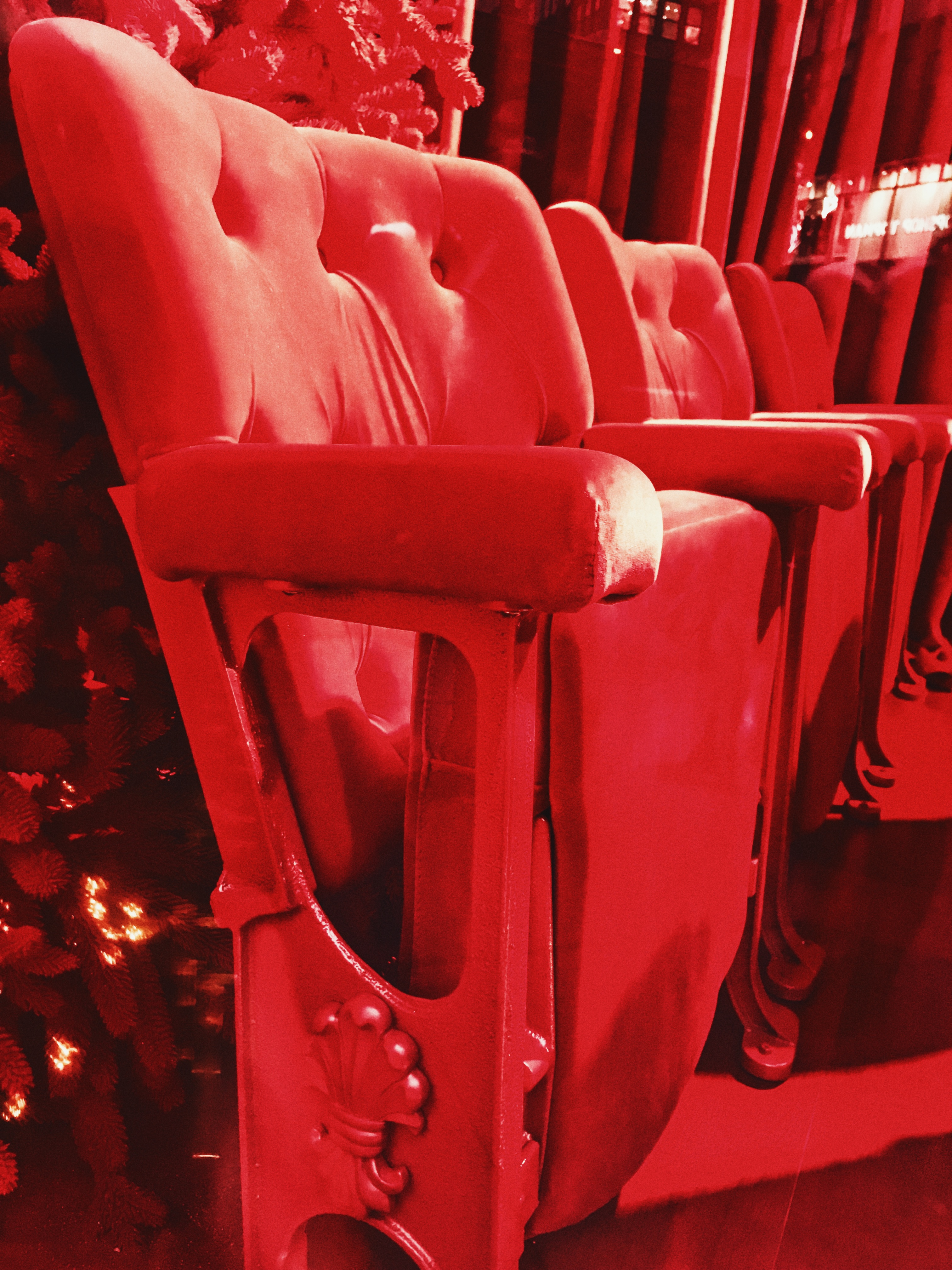 Saks Theater of Dreams Broadway Seats- 2018 Holiday Window Display