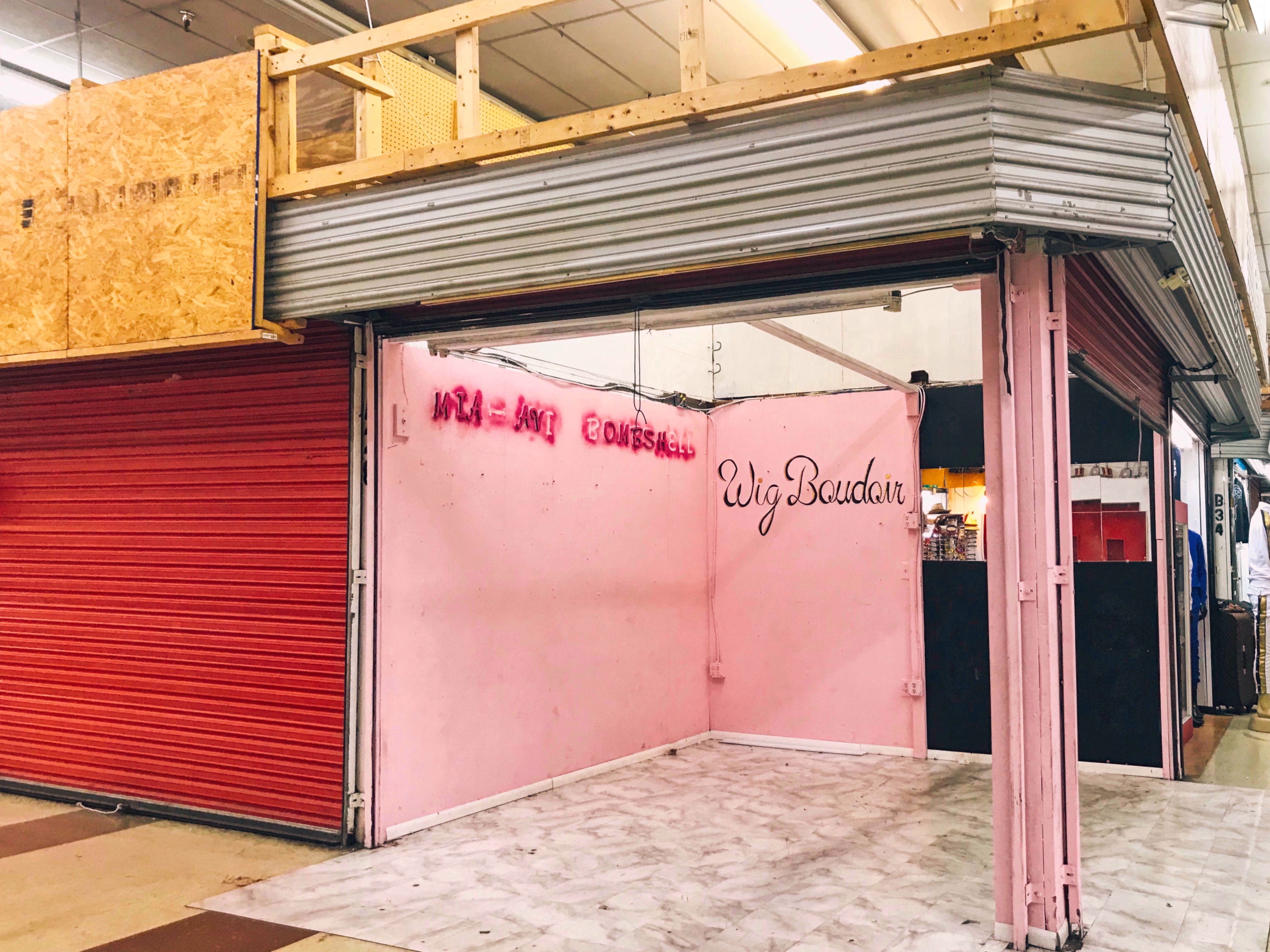 Flea Market USA, Miami, FL nail shop