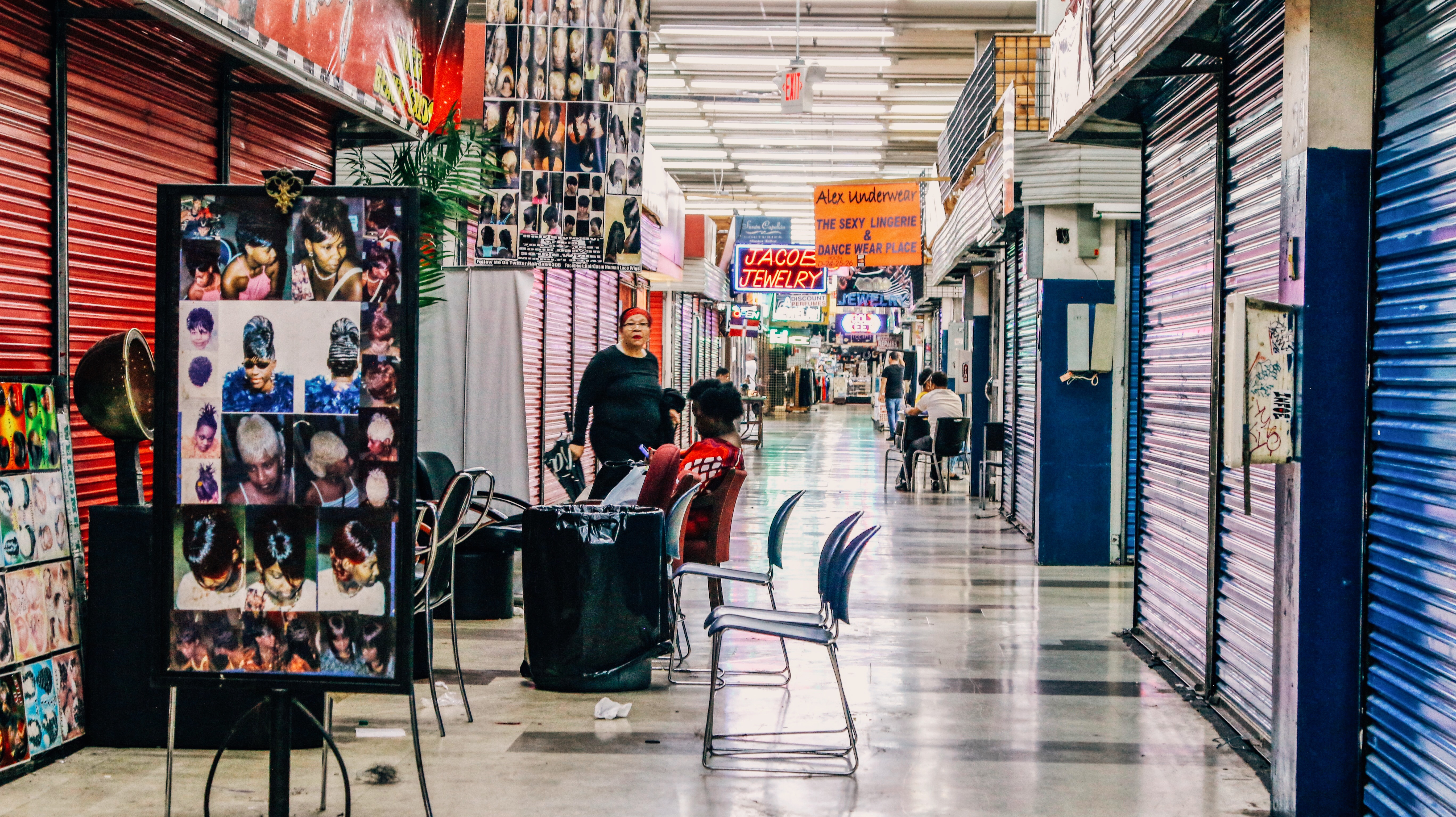 Flea Market USA, Miami, FL hair salon waiting area