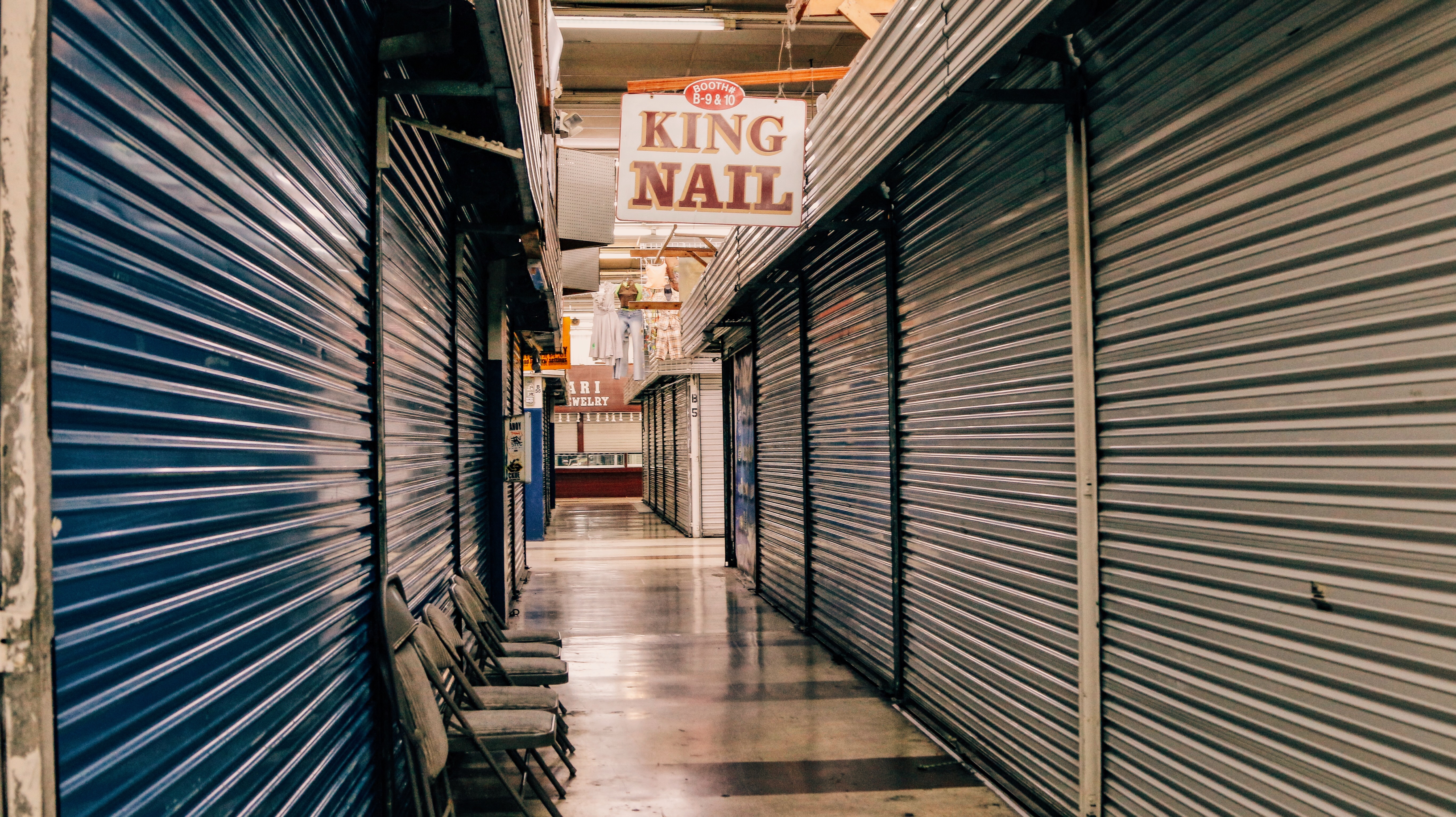 Flea Market USA, Miami, FL nail shop