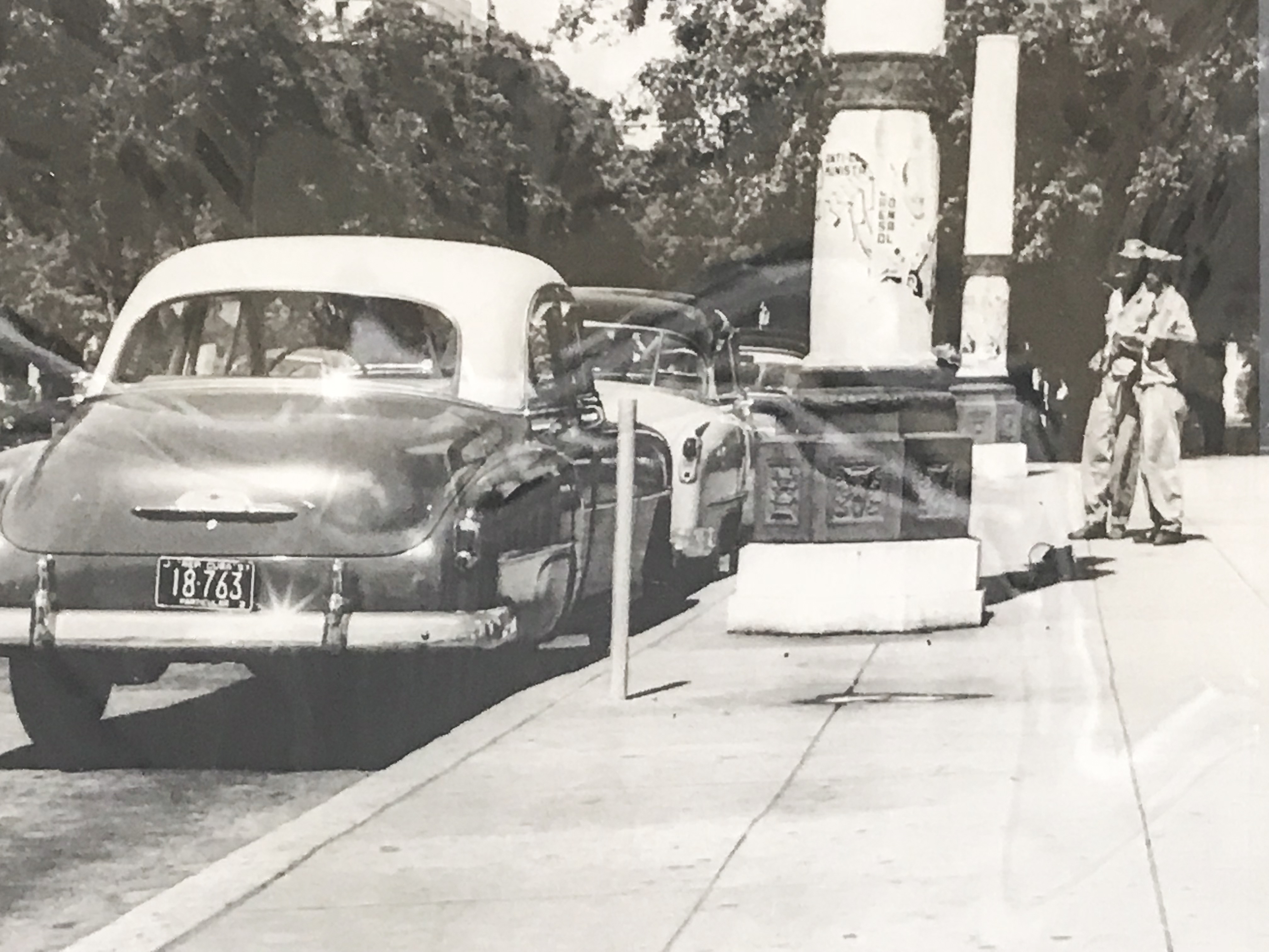Vintage cars in Cuba