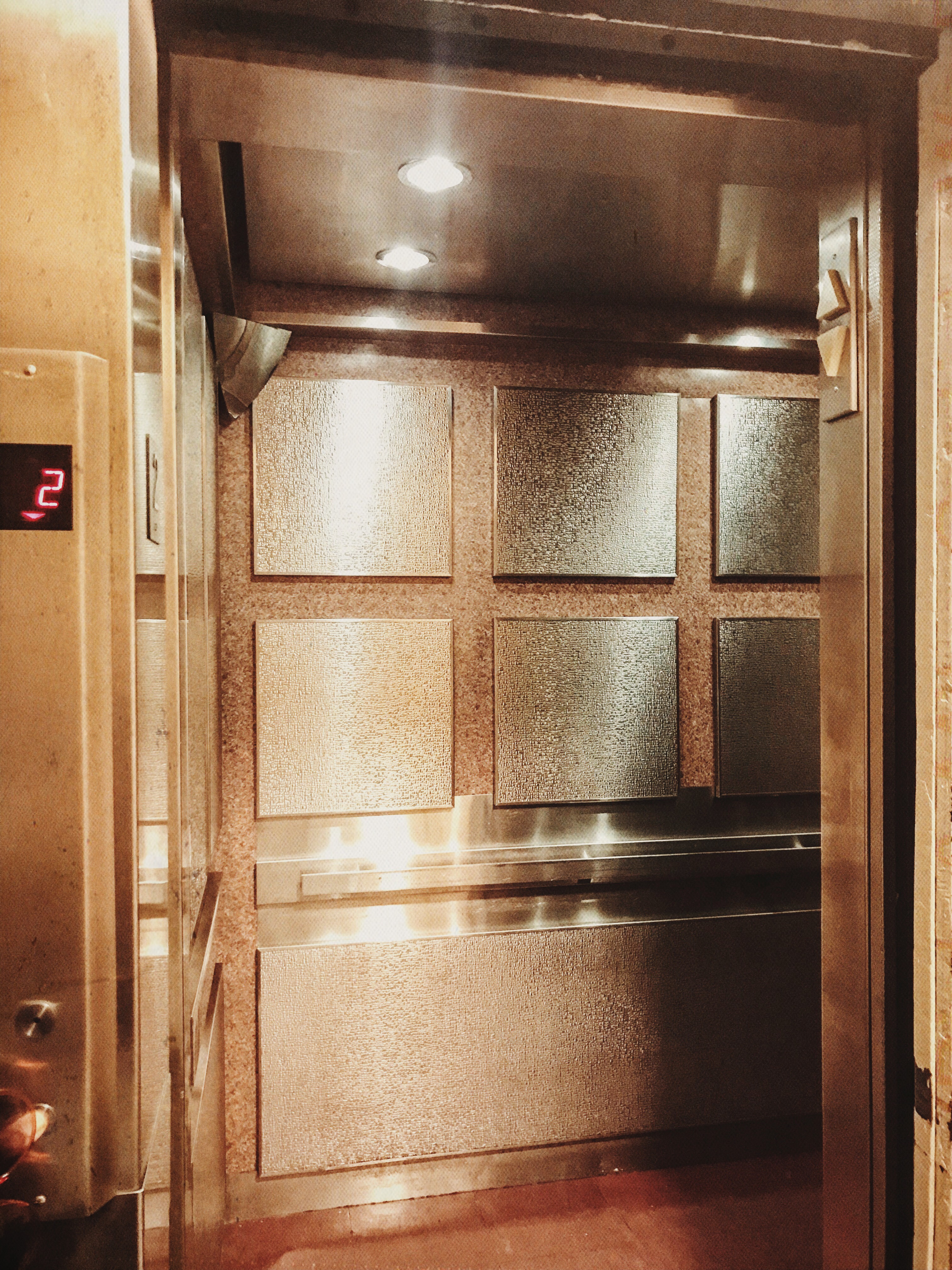 Ngierof Nostalgia: Motel Elevator