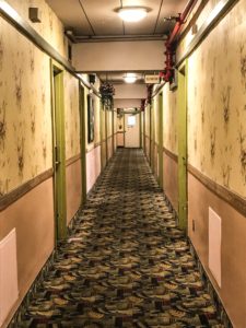Ngierof Nostalgia: Motel Hallway
