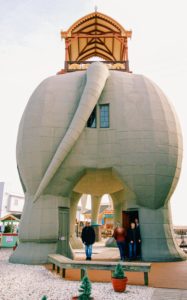 Nostalgia: Lucy the Elephant tours