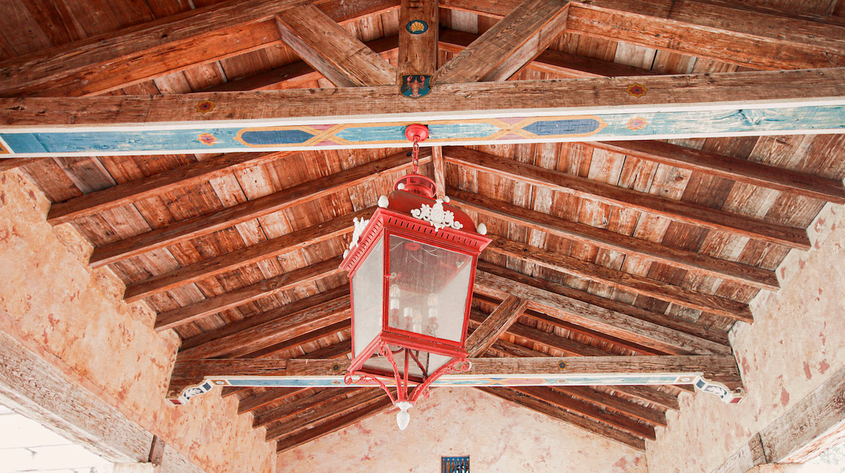 Hopeless Nostalgic. Venetian Pool wooden beams and lantern